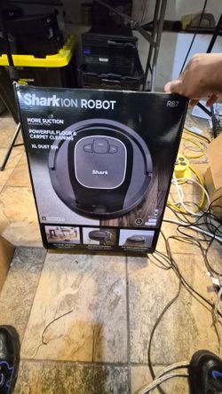NEW Shark ION Robot Vacuum R87 RV871R Wi-Fi Robot Vacuum
