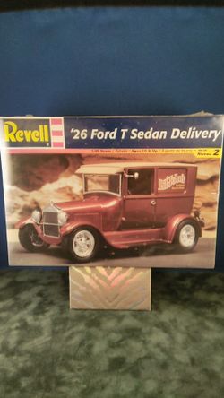 Revell 26 Ford T Sedan Delivey