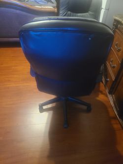 Office Chair Also Used For Gaming