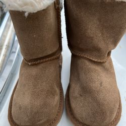 Uggs Boots For Kids Size 8