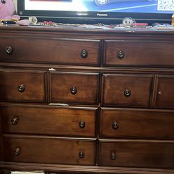 Selling of my stuff going back to my country