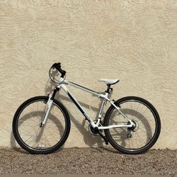 Nishiki Alamosa 27.5" Mountain Bike