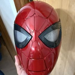 Spider-Man Infinity Wars Helmet 
