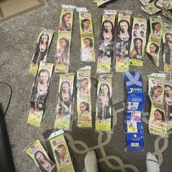 40 Packs Of Jumbo Hair Extensions.