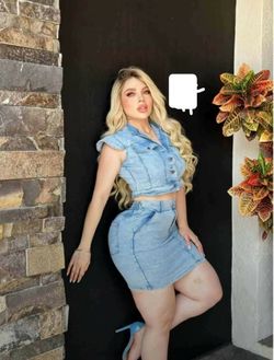 New women’s 2 piece set size S/M