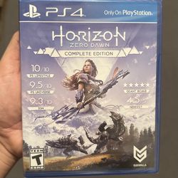 Horizon Zero Dawn Complete Edition - PlayStation 4 (Brand New)