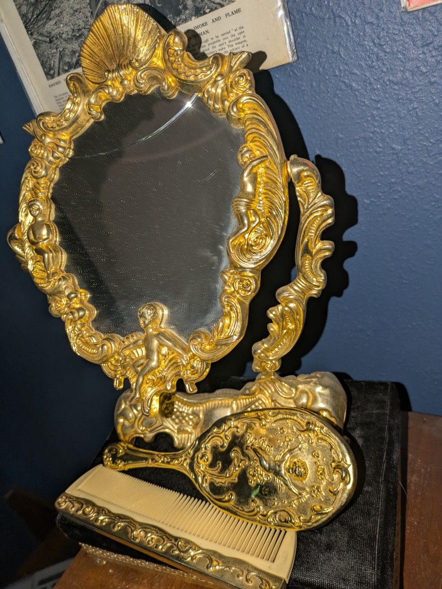 Cherub Vanity Set