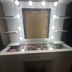 Makeup Vanity 