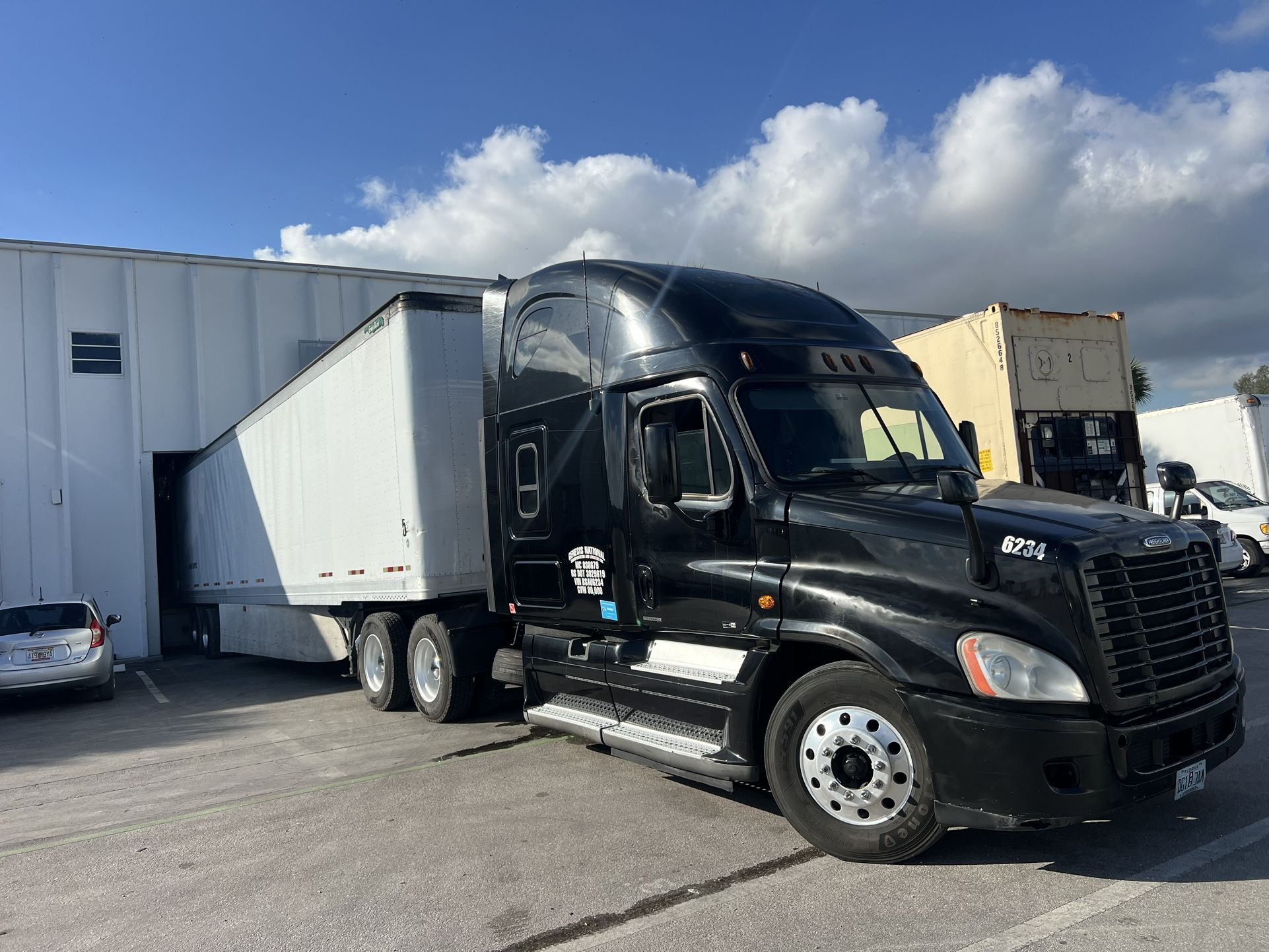 Freightliner Cascadia Perfectas Condiciones Motor Serie 60 14.8 L 2011