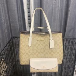 Authentic Coach purse 