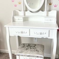 Vanity Table Set ,Makeup Table with Oval Mirror & Stool + a night stand