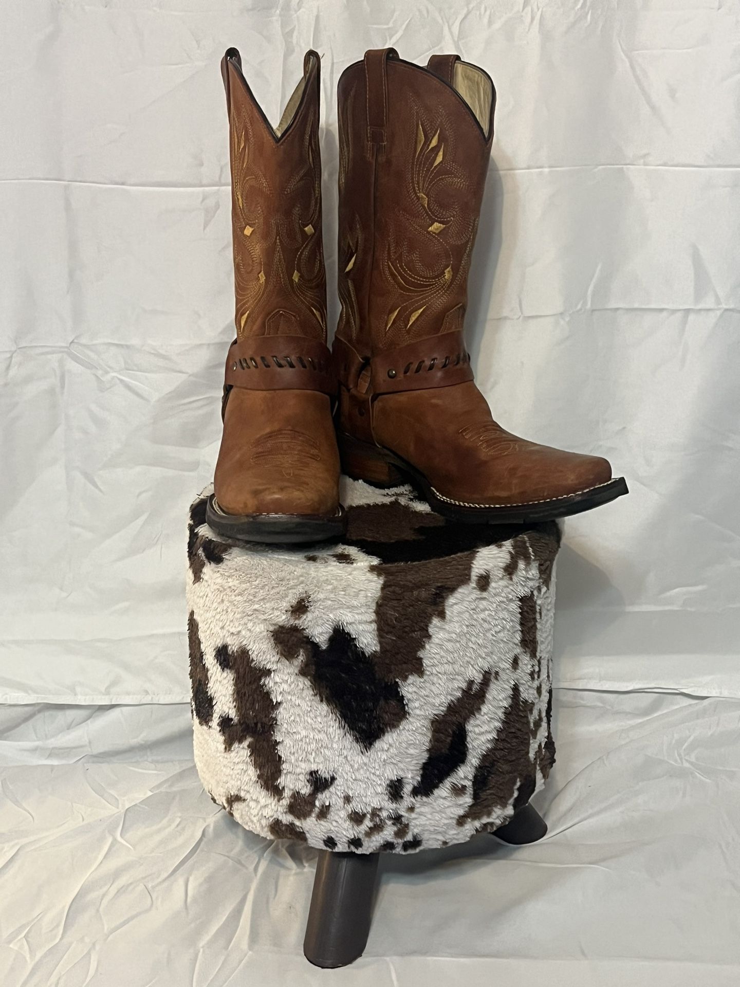 Rockin Leather Cowgirl Boots