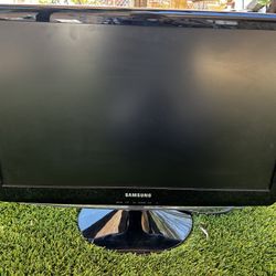 SAMSUNG 23” HDMI COMPUTER SCREEN MONITOR 47TH AVE. AND DOBBINS IN LAVEEN