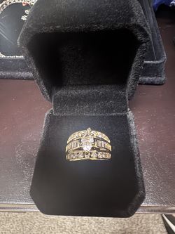 Gold plated ring with lab diamonds