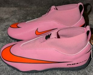 Brand New Nike Jr Zoom Mercurial Superfly 10 Academy TF Turf Shoes Magic Flamingo Total Youth Kids Size 3.5