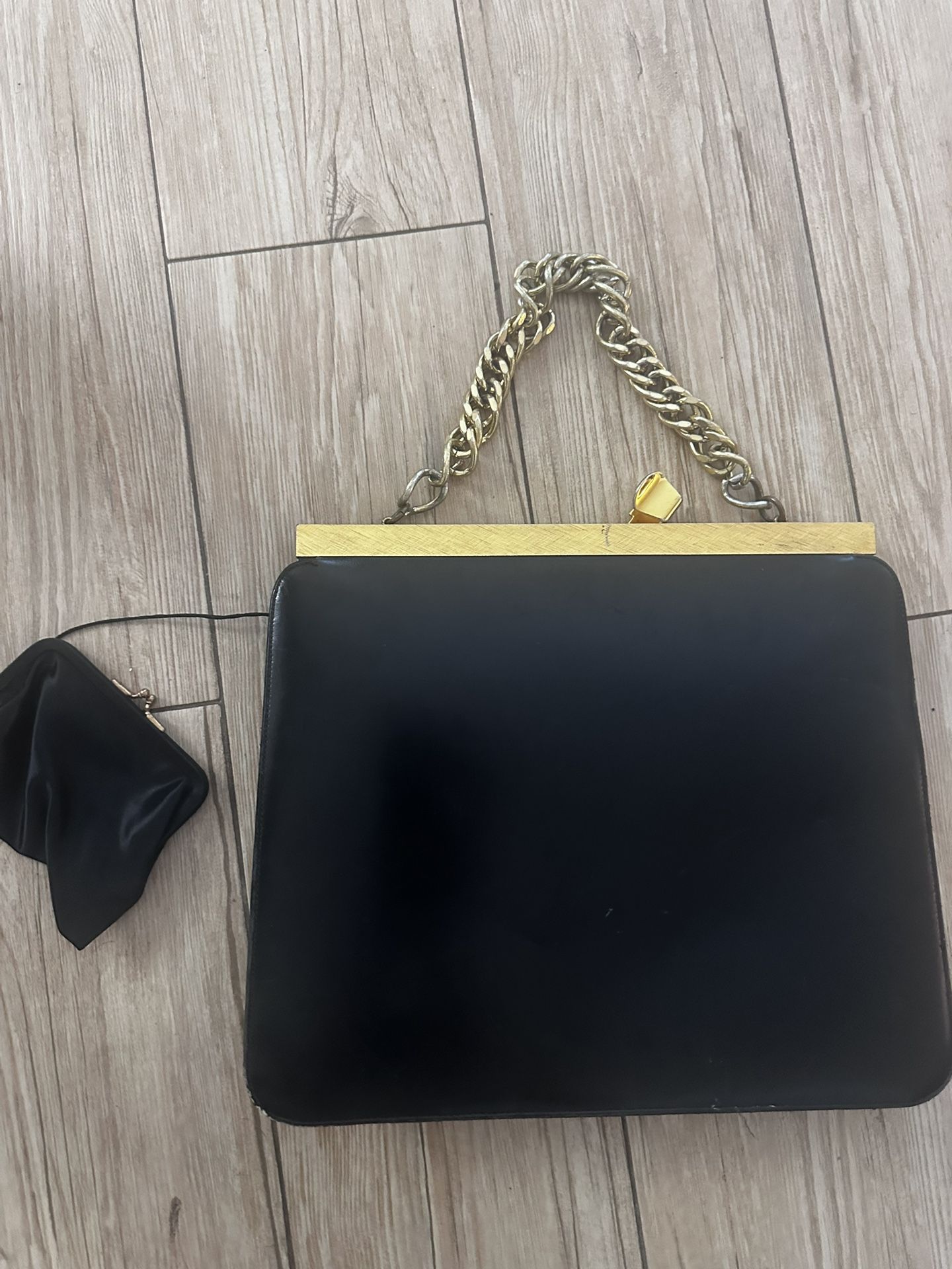 Bienen Davis Vintage Black Leather Handbag 