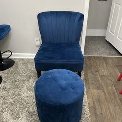 Chat And Ottoman 