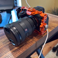 SONY A7IV - BODY ONLY (MINT CONDITION)