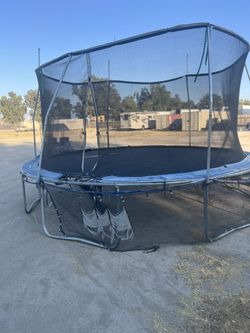 Free Trampoline Has Rip In Mat