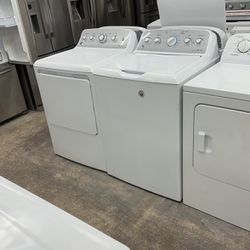 GE WASHER AND ELECTRIC DRYER SET 