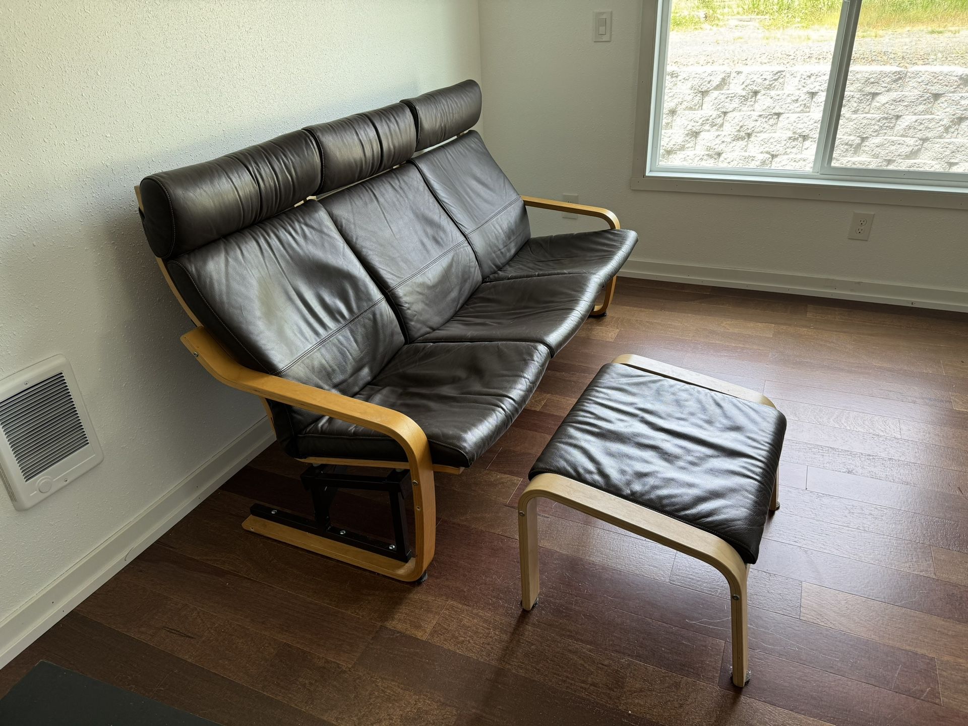 Poang Leather Sofa With 2 Chairs
