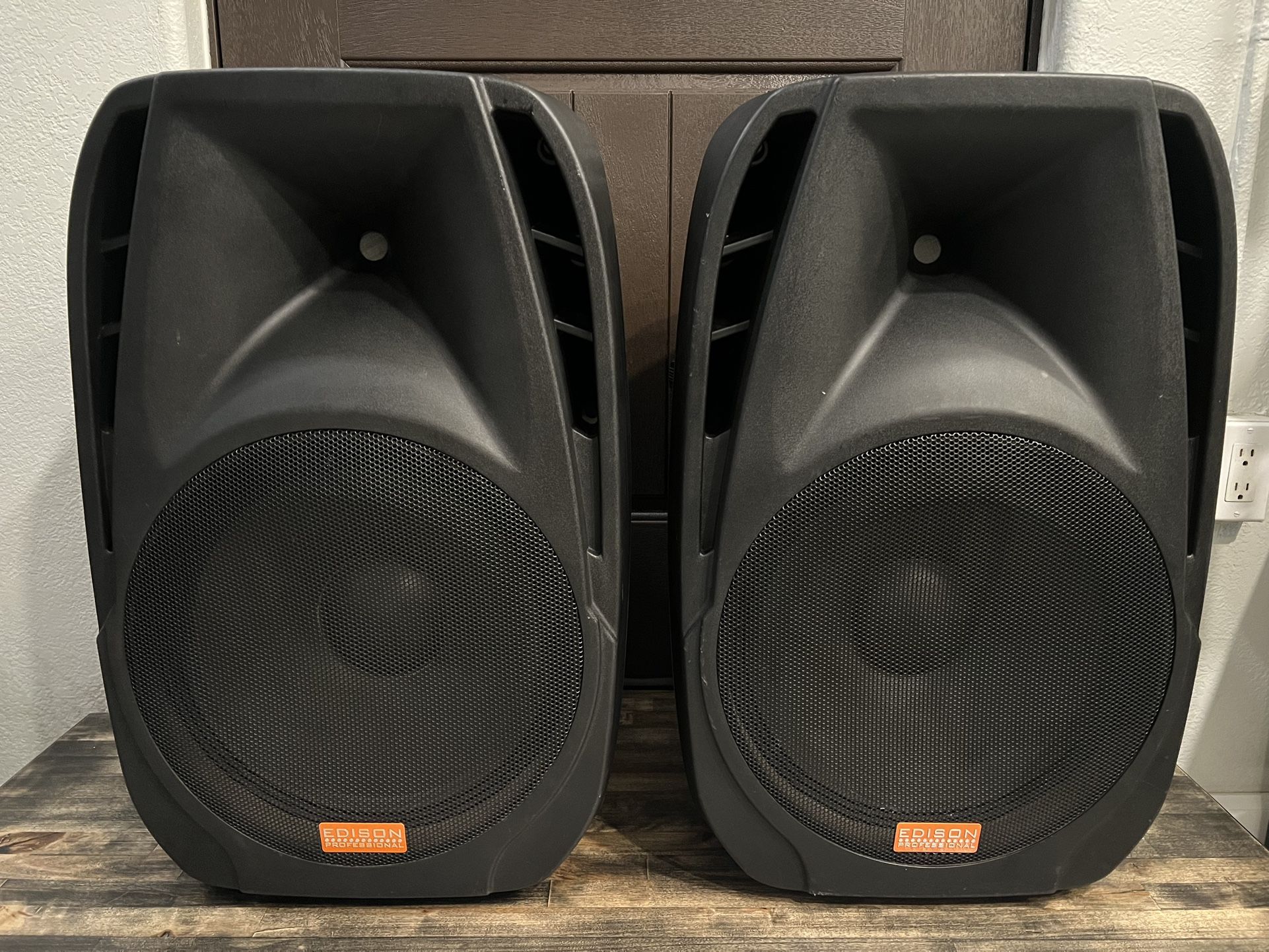 Edison Professional M3000 Powered Bluetooth Speakers – Pair 