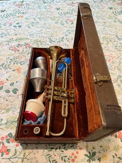 Vintage Olds Ambassador Trumpet Fullerton California W/ Original Case