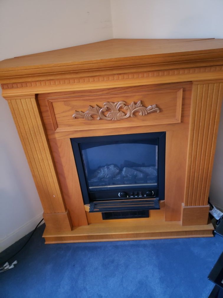 Electric heater and fireplace