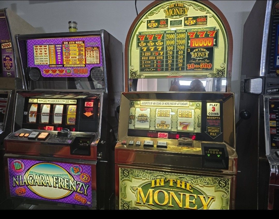 Fully Working Slot Machines