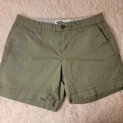 Women's Old Navy Shorts Olive Green 2 Side Pockets And 2 Back Pockets Size 2