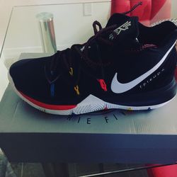 Nike boots edit fried size 11.5 new