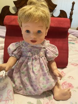 Babydoll That Talks/Amazing Babies