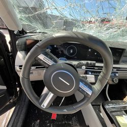 2025 2026 HYUNDAI TUCSON LIMITED INTERIOR PART OUT