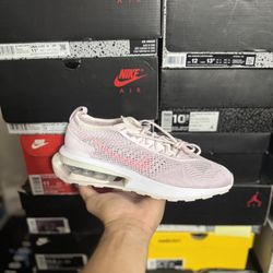 DS Nike Air Max Flyknit Racer Soft P size 8.5W 7M