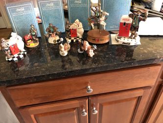 Emit Kelly Coca Cola figures