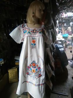 Vestidos o batas típicas mexicanas