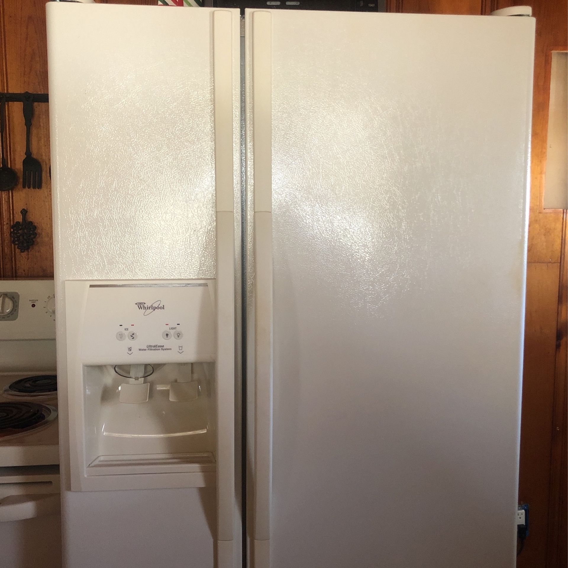Whirlpool Refrigerator / Freezer