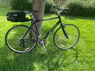 Fuji - Road / Commuter Bike