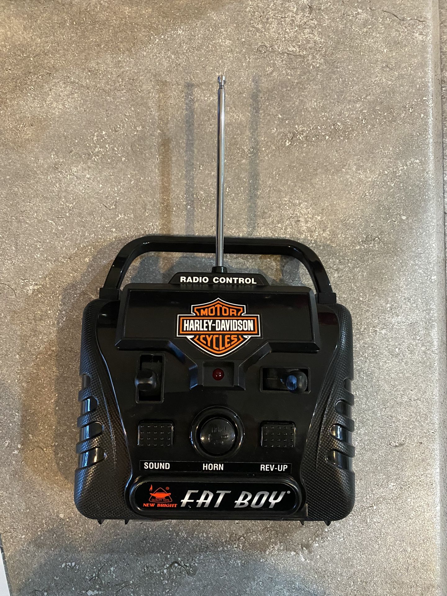 Radio pinging Control Harley Davidson Fat