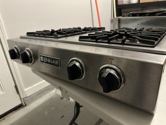 Jenn-Air Cooktop CCGP2402P Gas Cooktop Four Burner 30 Inches