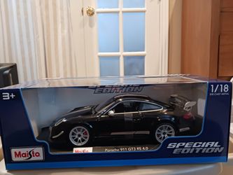 Maisto Diecast 1/18 Scale Porsche GT3 RS 4.0,Simi Valley Pickup 