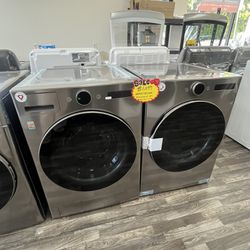LG Washer/Gas Dryer Combo ONLY $1499