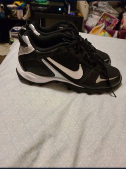 Nike Shark Cleats