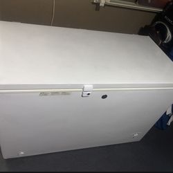 GE DEFROST CHEST FREEZER