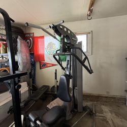 hoist weight machine