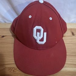 Nike Pro Cap Dri-Fit Oklahoma Sooners Fitted Hat Red Size 7 1/4 Used Good Condition $15 Meet Up In Irving @dfwgoods 