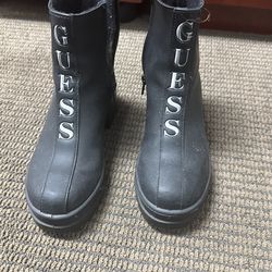 Free Boots Guess