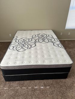 Queen Size Mattress Pillow Top New