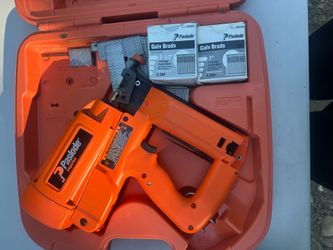 Paslode IM250 II Cordless 16-Gauge Finish Nailer w/ Case, Manual & Nails