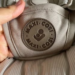 Maxi Cosí Swing/ Winnie The Pooh Bouncer 